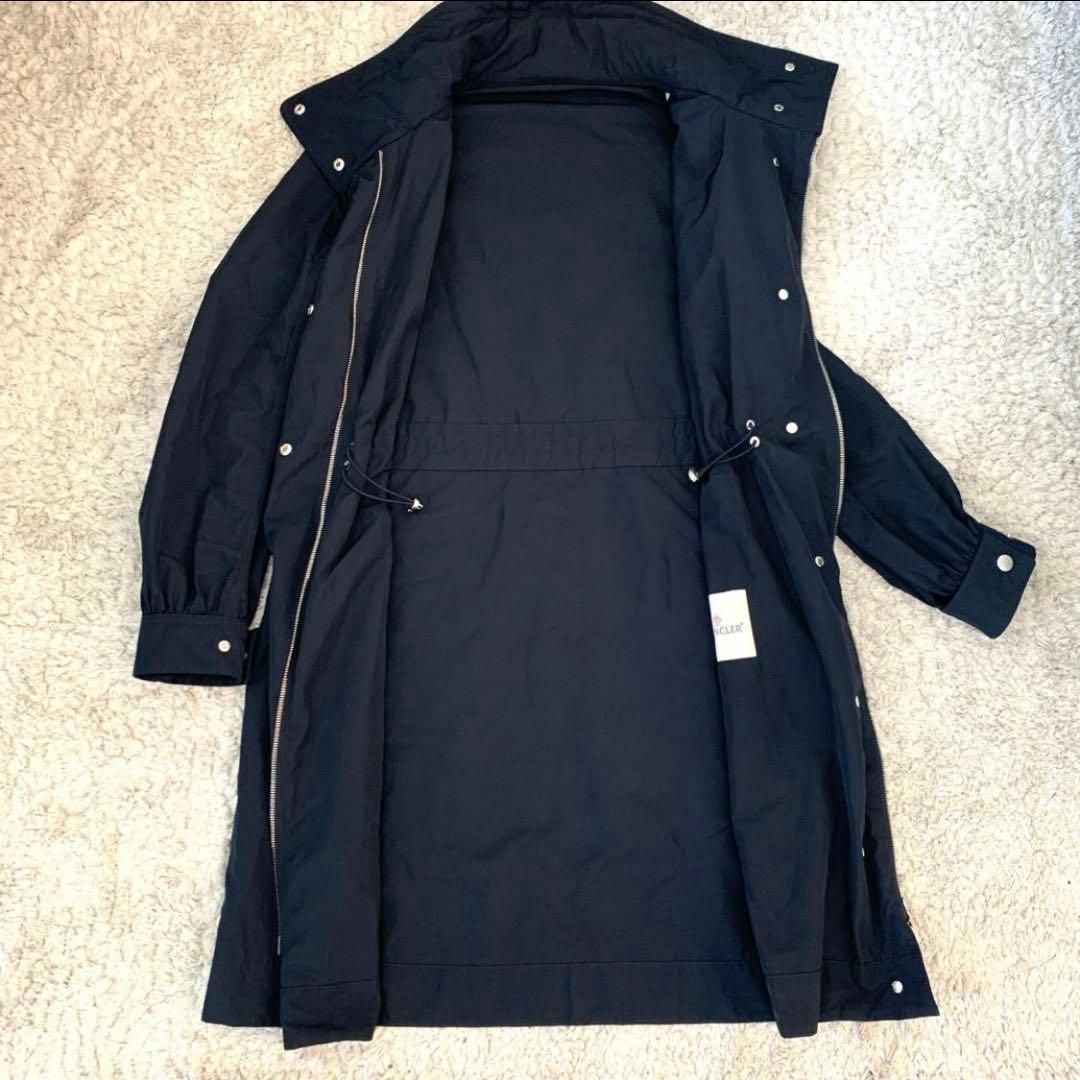 《未使用に近い》モンクレール　ナイロンロングコート
