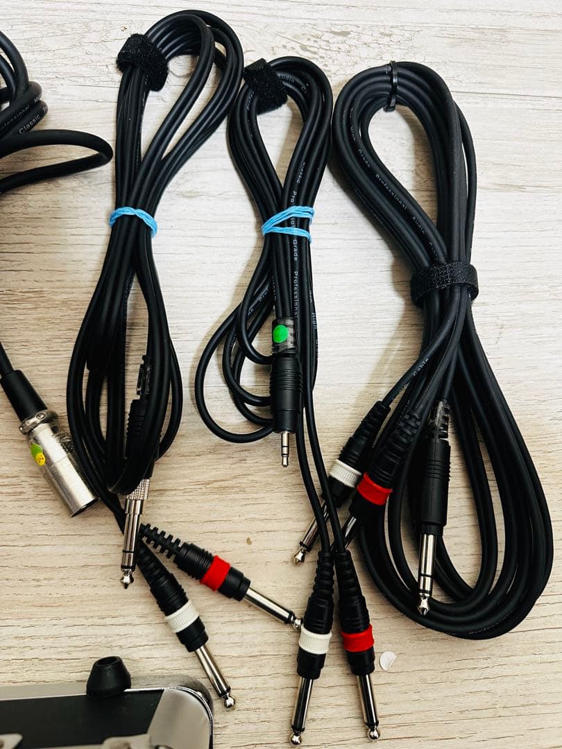 Amleth　ベリンガー ミキサー XENYX 802 & UM2 ケース