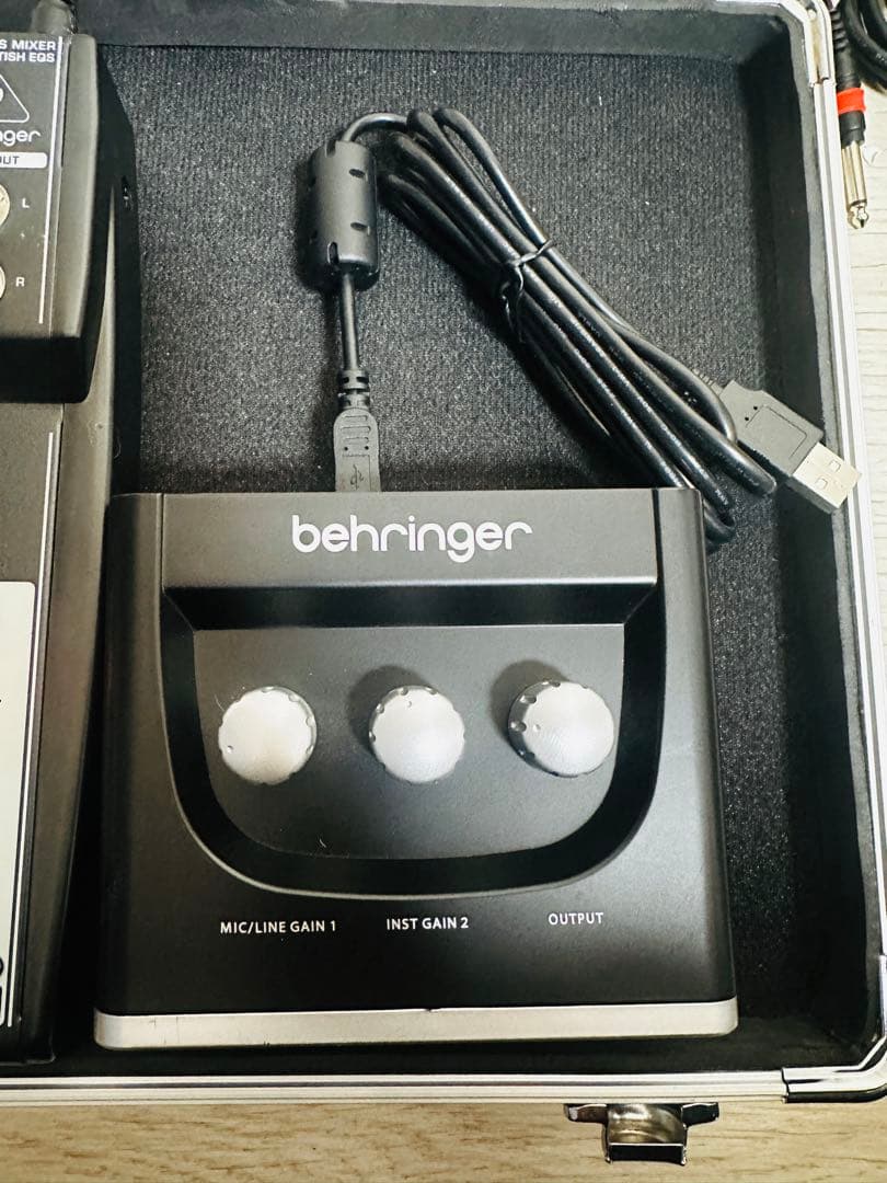 Amleth　ベリンガー ミキサー XENYX 802 & UM2 ケース