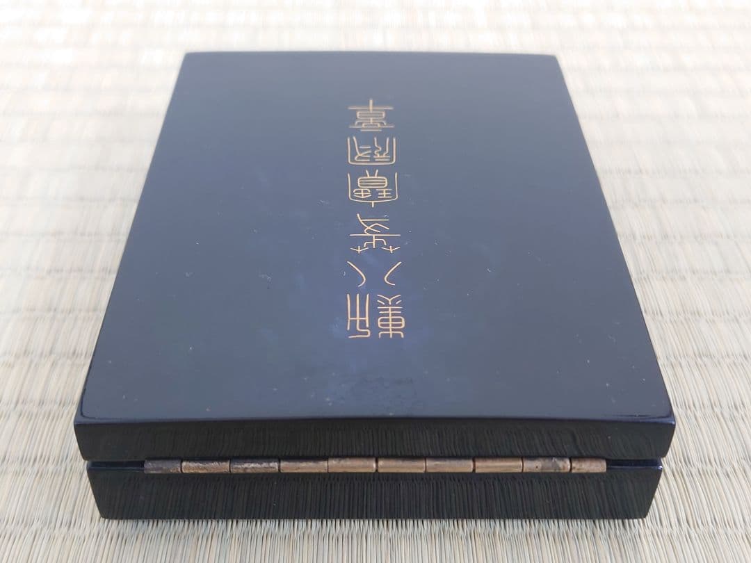 希少 勲八等宝冠章 略綬 共箱 勲章 当時物 婦人勲章