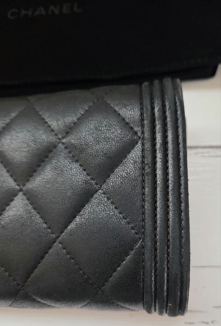 CHANEL　BOY CHANEL　 ブラック キルティング 長財布