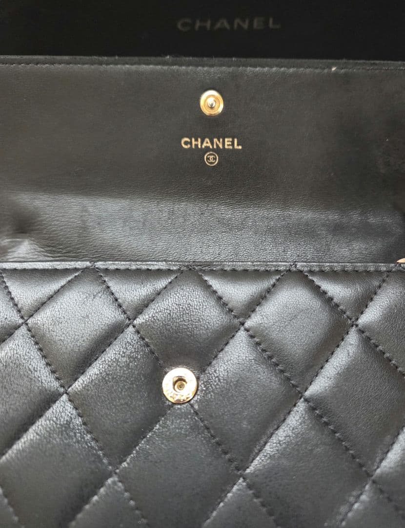 CHANEL　BOY CHANEL　 ブラック キルティング 長財布