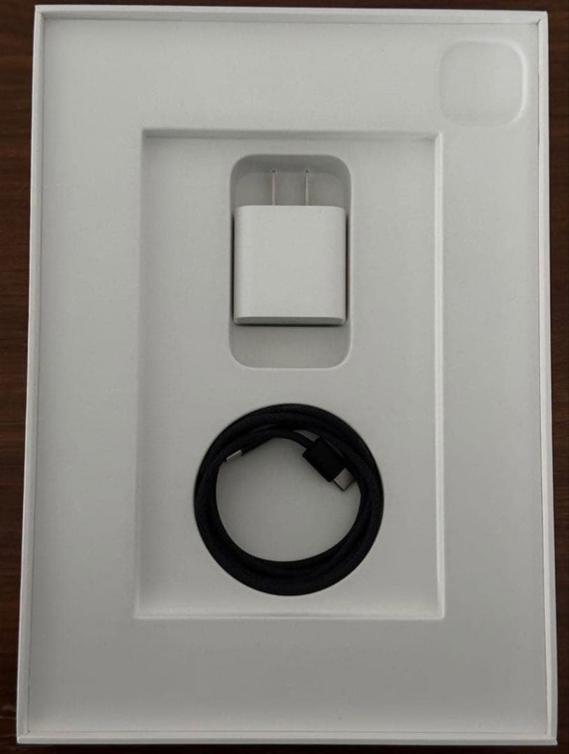 iPad Pro (M4)11インチ WiFiモデル 512GBおまけ付き