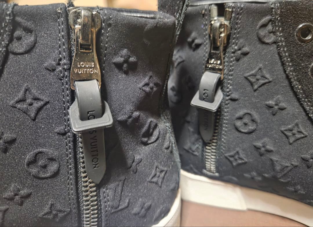 【新年値下げ】ルイヴィトン スニーカー STELLAR 23.5cm