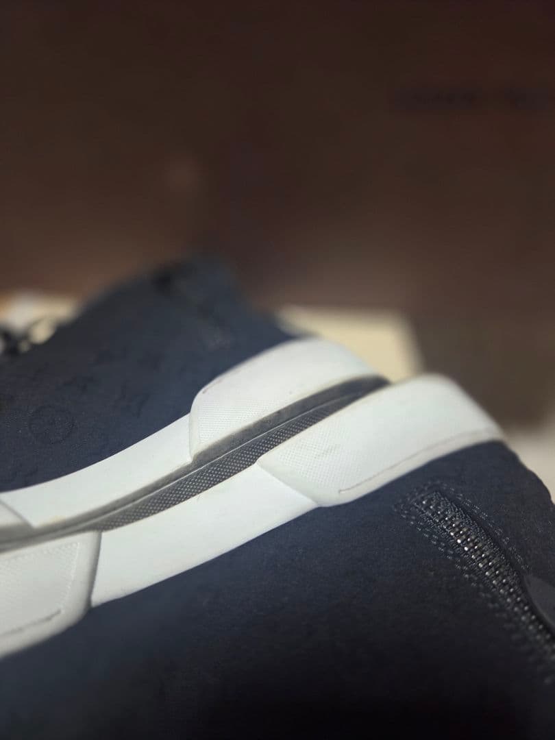 【新年値下げ】ルイヴィトン スニーカー STELLAR 23.5cm