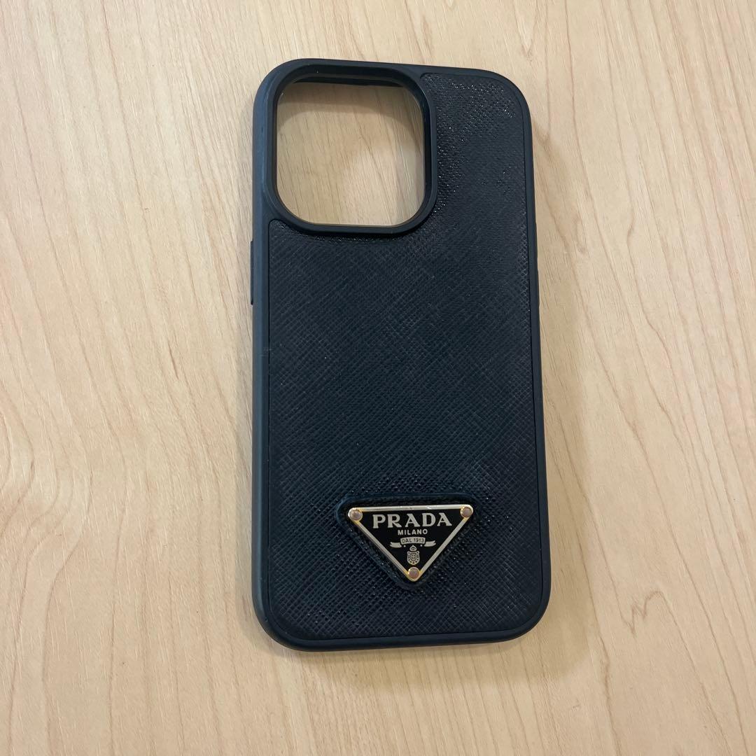 PRADA iPhoneケース　スマホケース　ブランド　プラダ