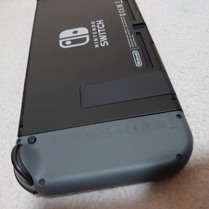 Nintendo Switch グレー　本体　付属品あり　箱無し