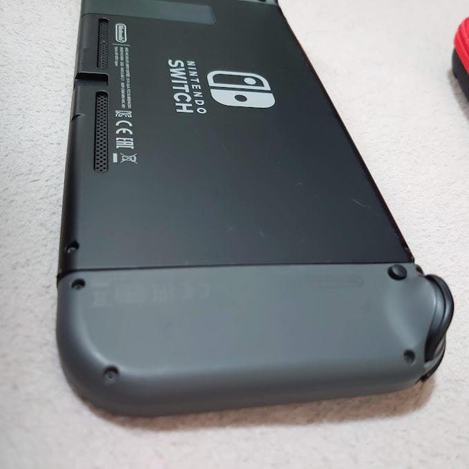 Nintendo Switch グレー　本体　付属品あり　箱無し