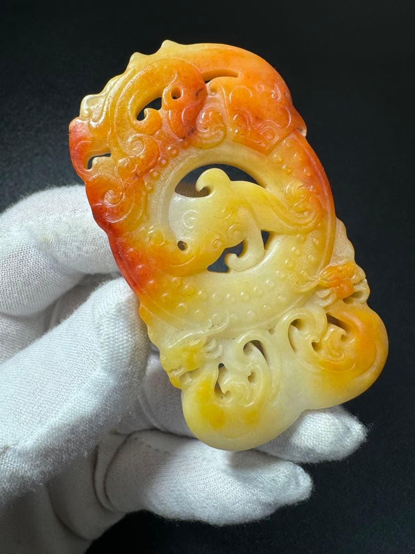 新疆産和田玉 龍と鳳凰 玉璧 本玉お守り 極細工 骨董 玉彫 古玩遺品整理 根付