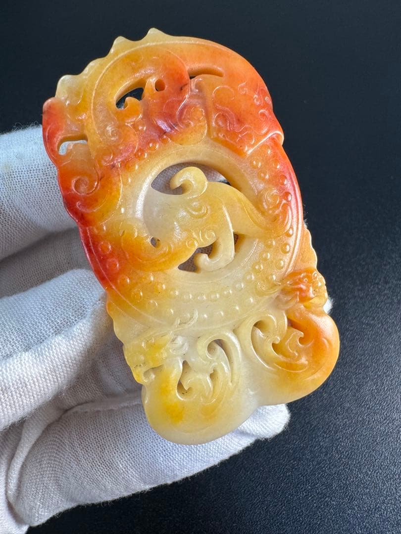 新疆産和田玉 龍と鳳凰 玉璧 本玉お守り 極細工 骨董 玉彫 古玩遺品整理 根付