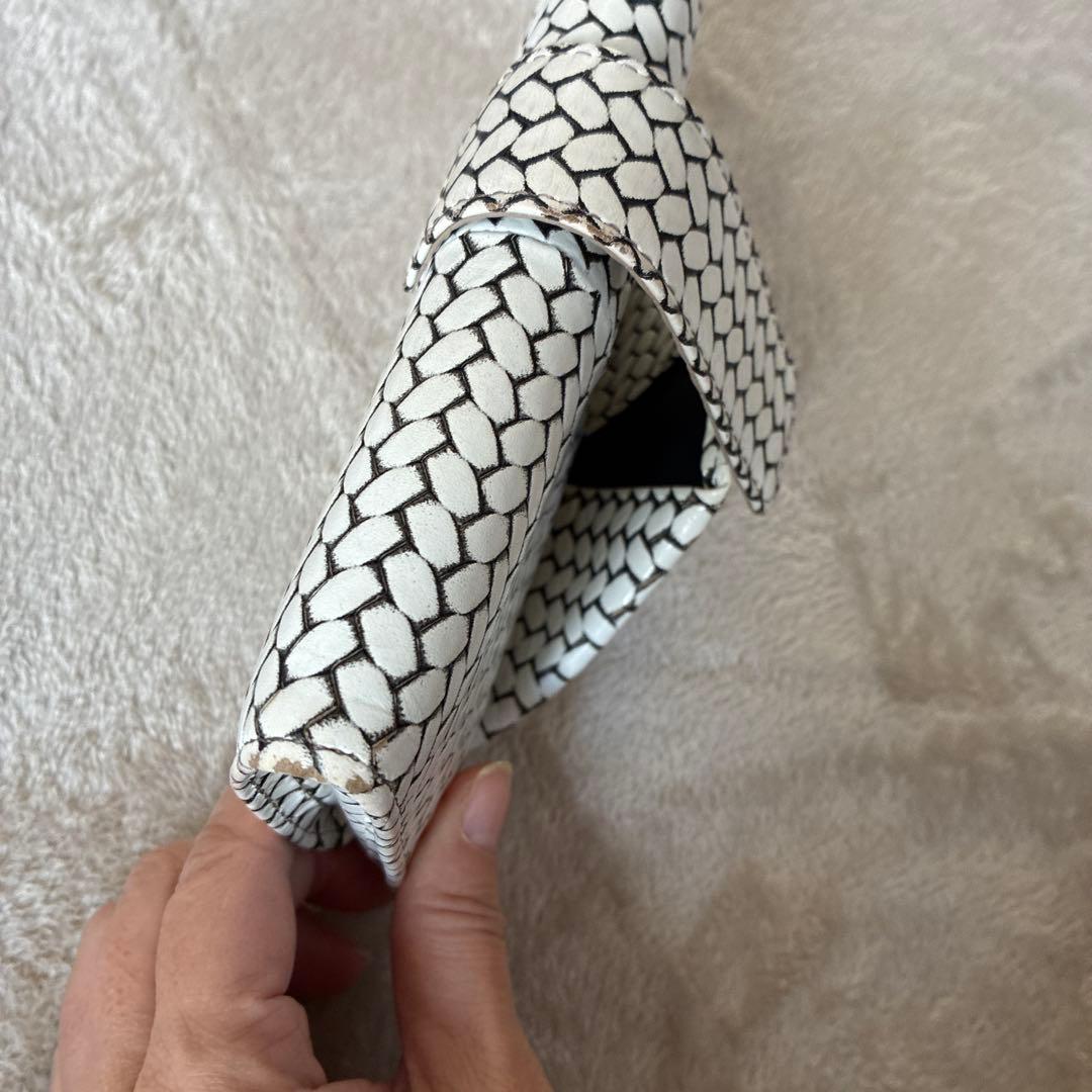 HIROKO HAYASHI ホワイト　オッティカ　折り財布