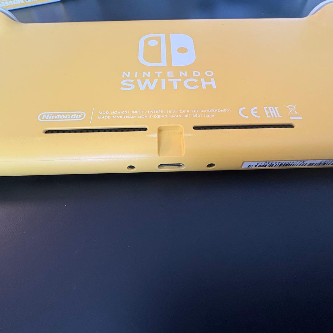 ニンテンドー Switch Lite イエロー