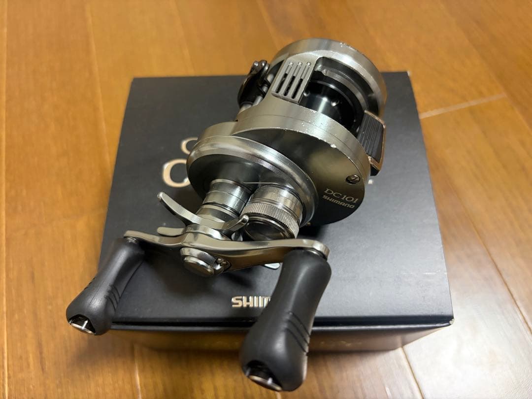 シマノ　カルカッタ　コンクエスト　DC 101 LEFT