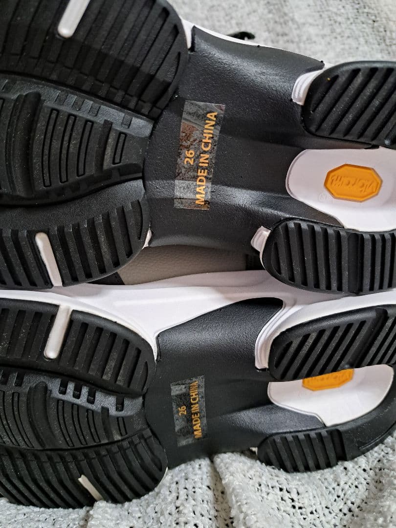 カ*ェ様 未使用に近い！26cm 1PIU1UGUALE3 RELAX　スノーブ