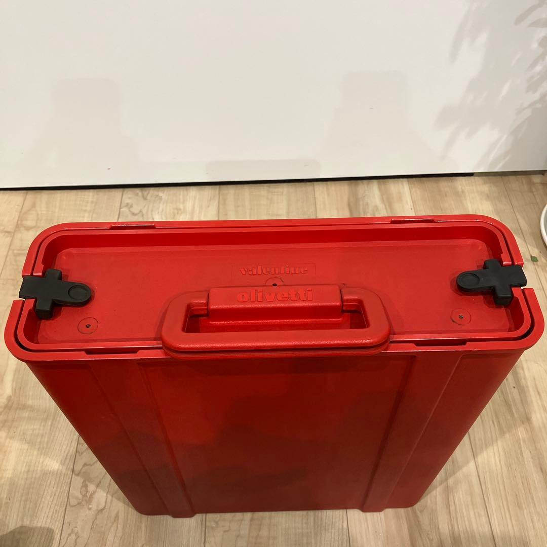 Olivetti Valentine オリベッティ タイプライター 赤バケツ