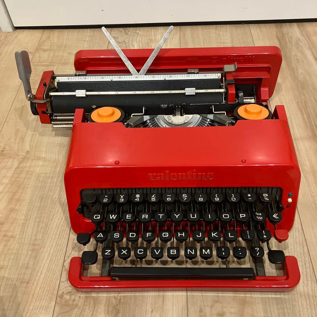 Olivetti Valentine オリベッティ タイプライター 赤バケツ
