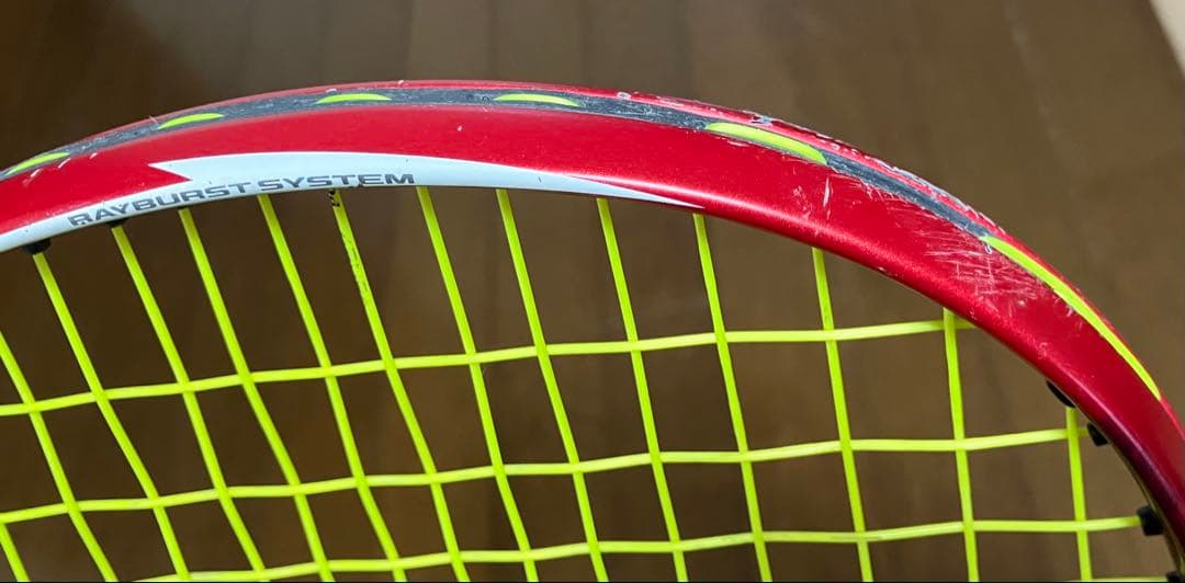 ボルトレイジ7Vテニスラケット 赤