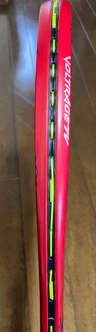 ボルトレイジ7Vテニスラケット 赤