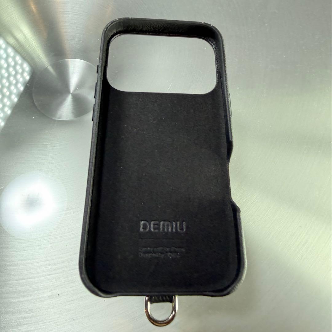 demiu iPhoneケース 17pro 黒　デミュウ