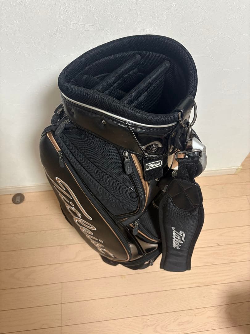 Titleist 黒 キャディバッグ