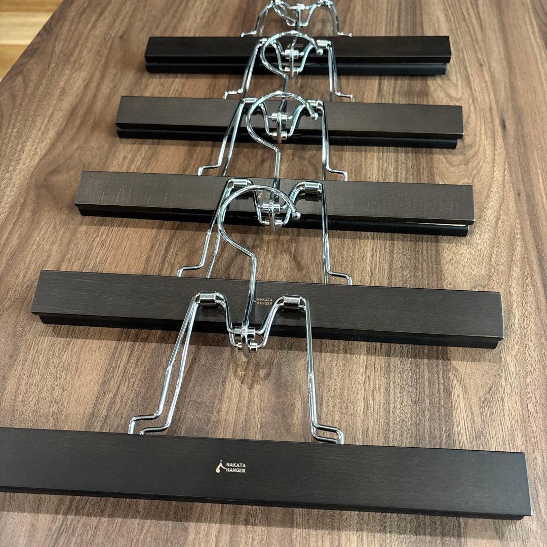 ナカタハンガー　木製ズボン吊りハンガー４本セット