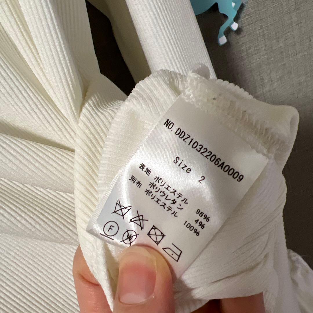 ドゥドゥ　ホワイトサロペット　袖フリルインナー