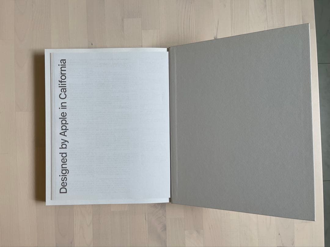 Designed by Apple in California(大サイズ）