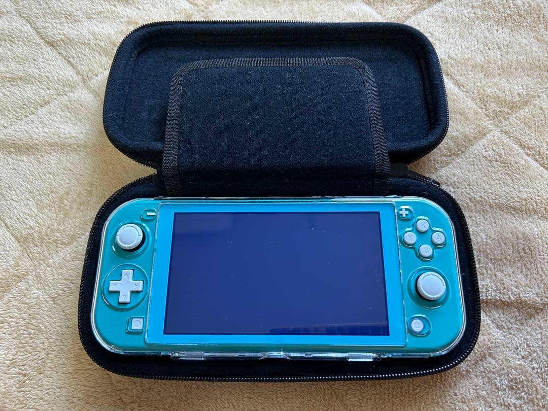 【美品】Nintendo Switch Lite＋ケース・本体カバー・液晶カバー