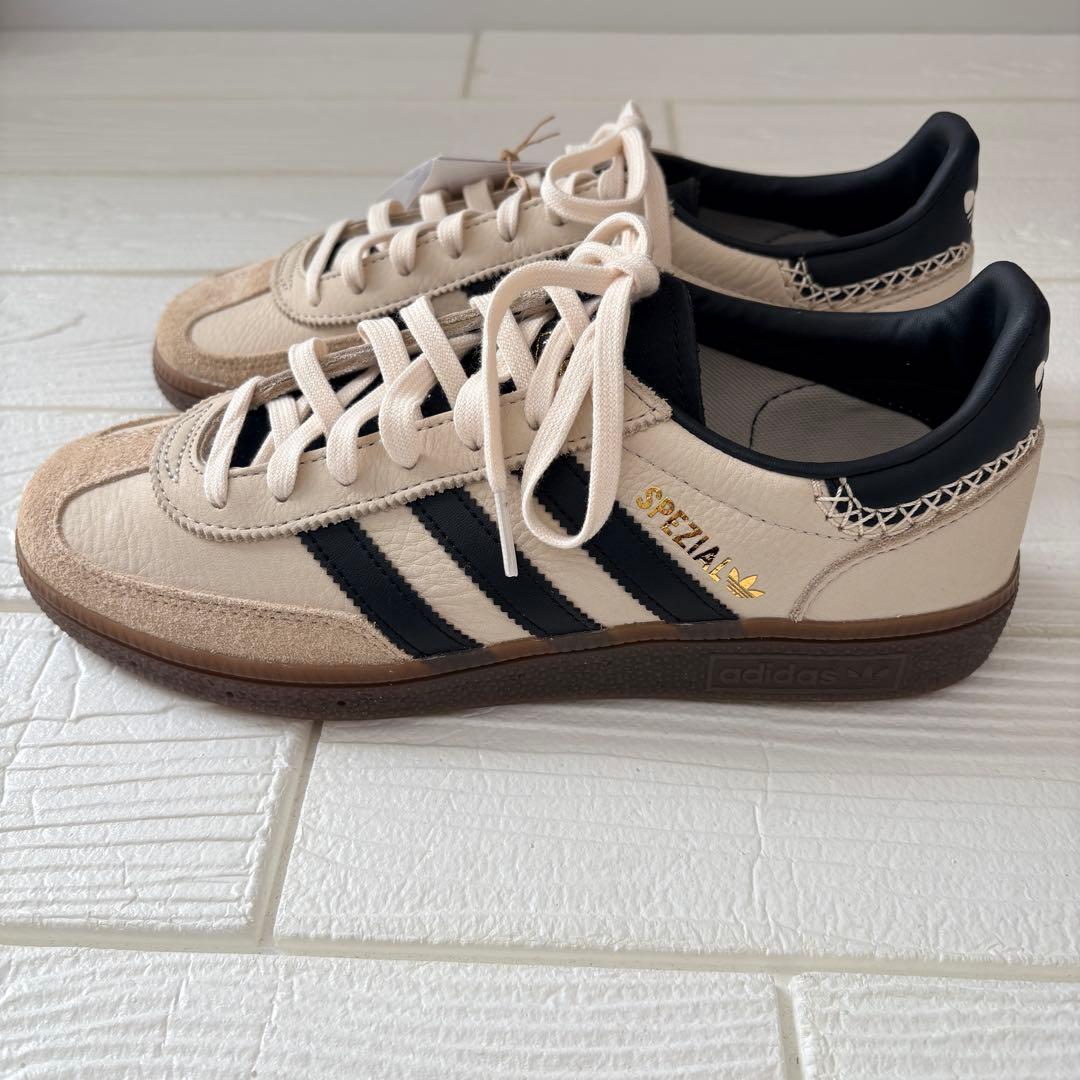 アディダス adidas ハンドボールSPEZIAL W スニーカー