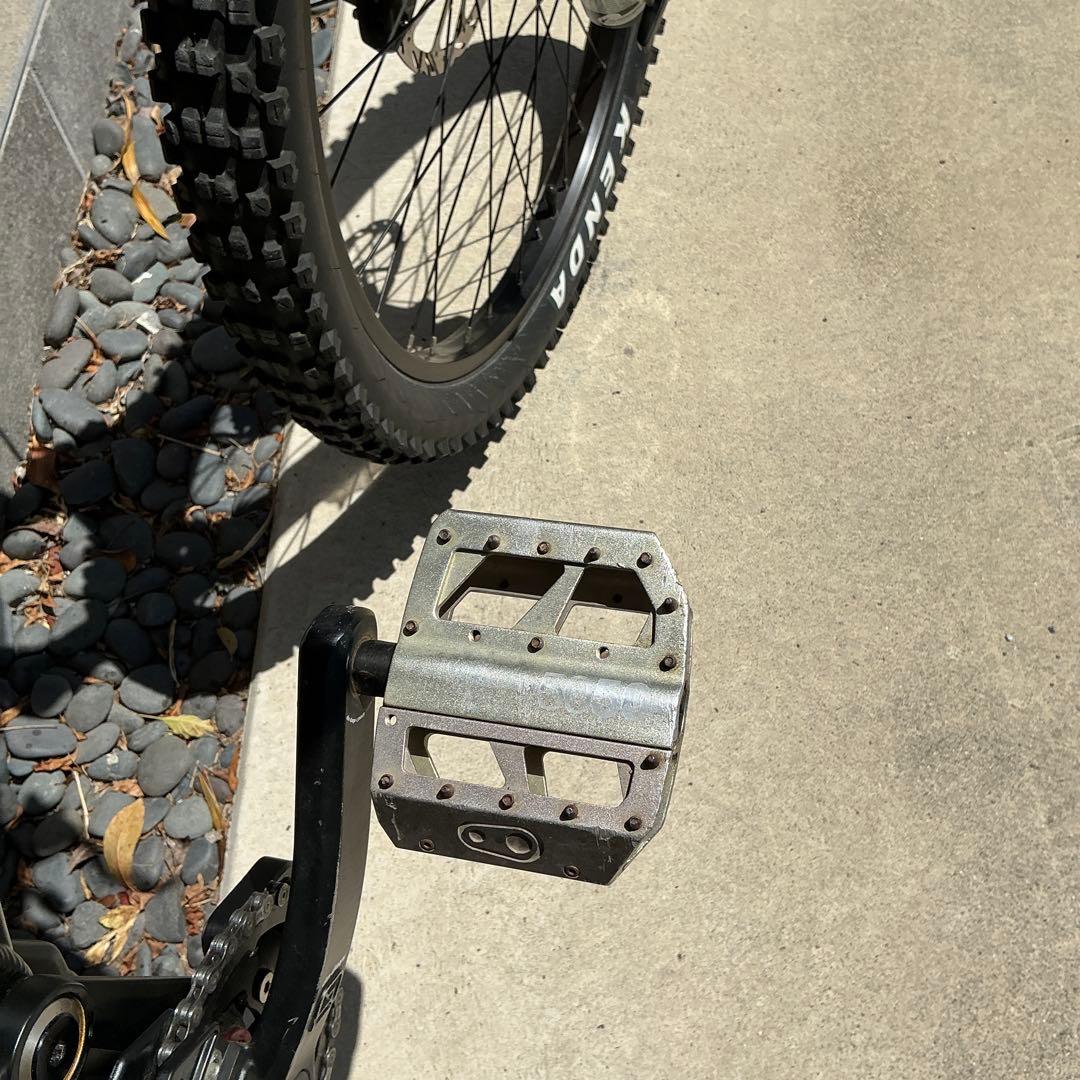 期間限定値下げ中　マングース　pinn’r フルサス