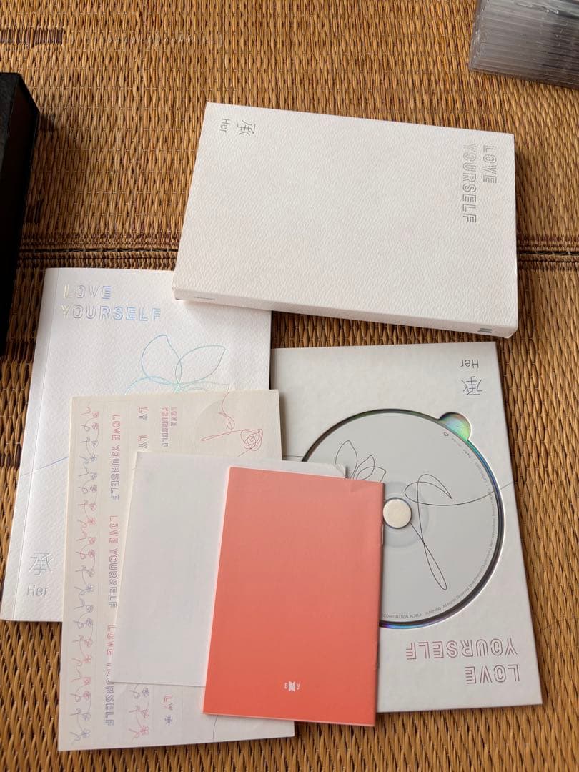 即購入◎ BTS アルバムライブDVD トレカポスターまとめ売り　値下げ交渉可能