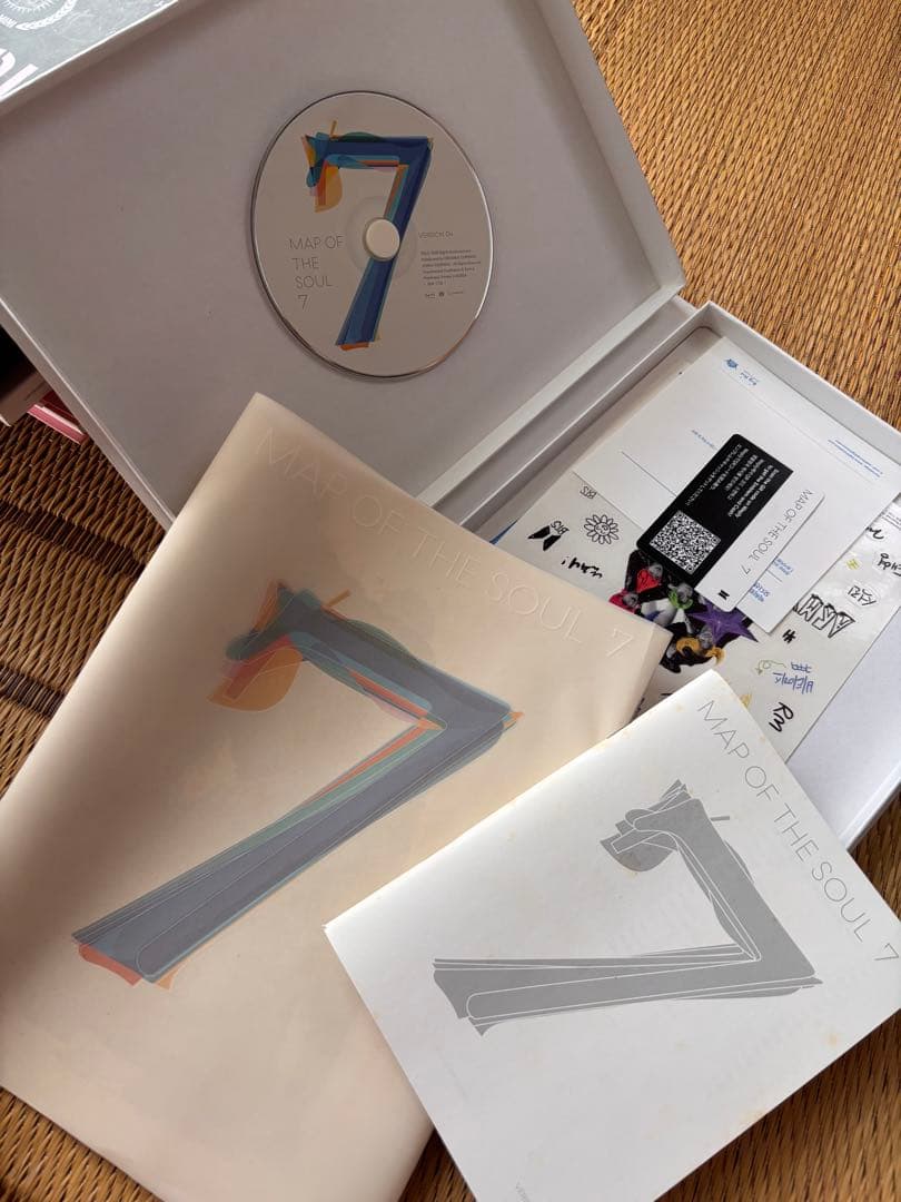 即購入◎ BTS アルバムライブDVD トレカポスターまとめ売り　値下げ交渉可能