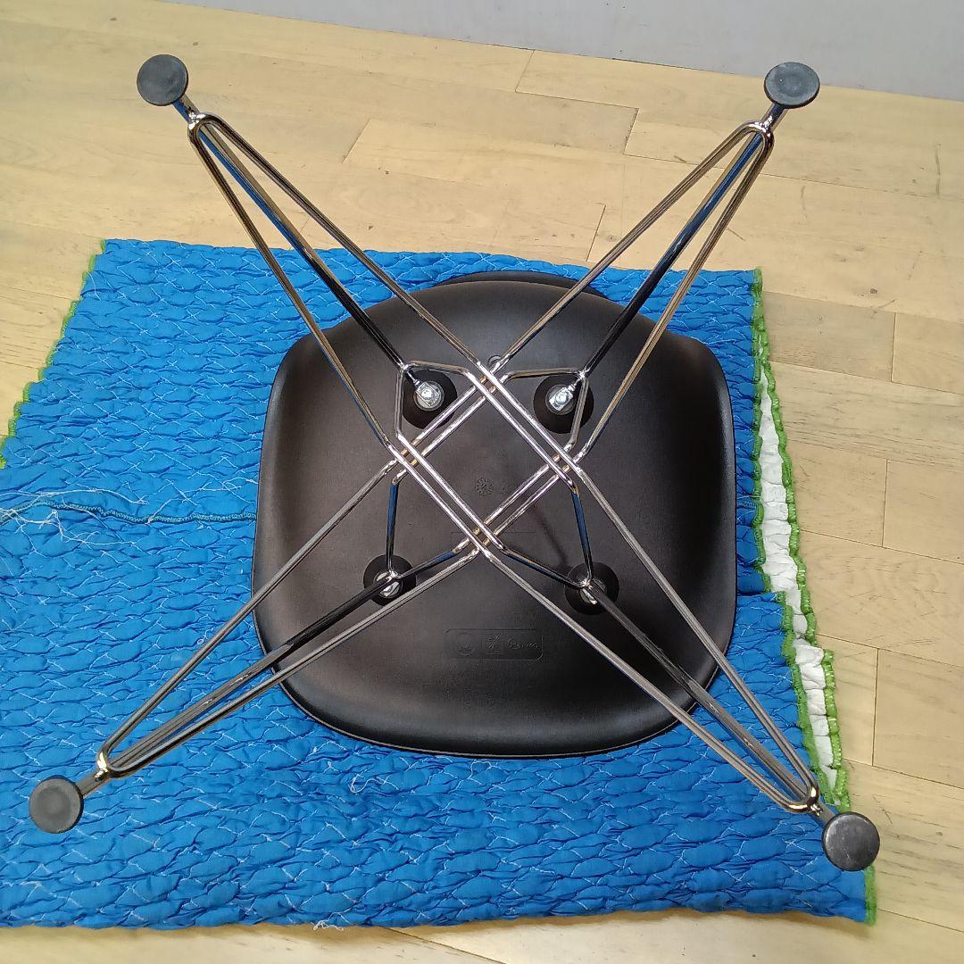 イームズ サイドシェルチェア エッフェルベース ブラック