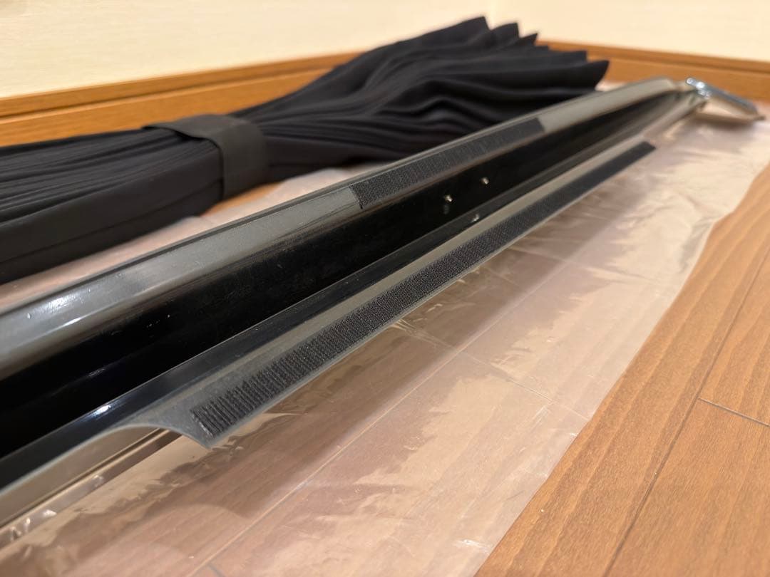 カズ・クリエイション　ハイエース200系ナロー　間仕切りカーテンマウント