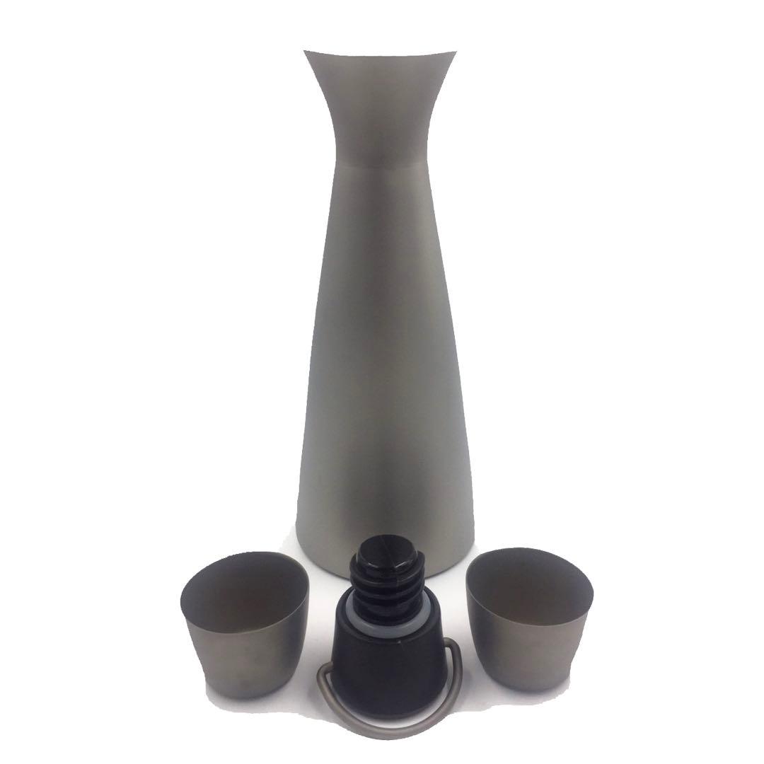 チタンとっくりtitanium 徳利 酒筒 熱燗 チタンおちょこ2➕ケース付き