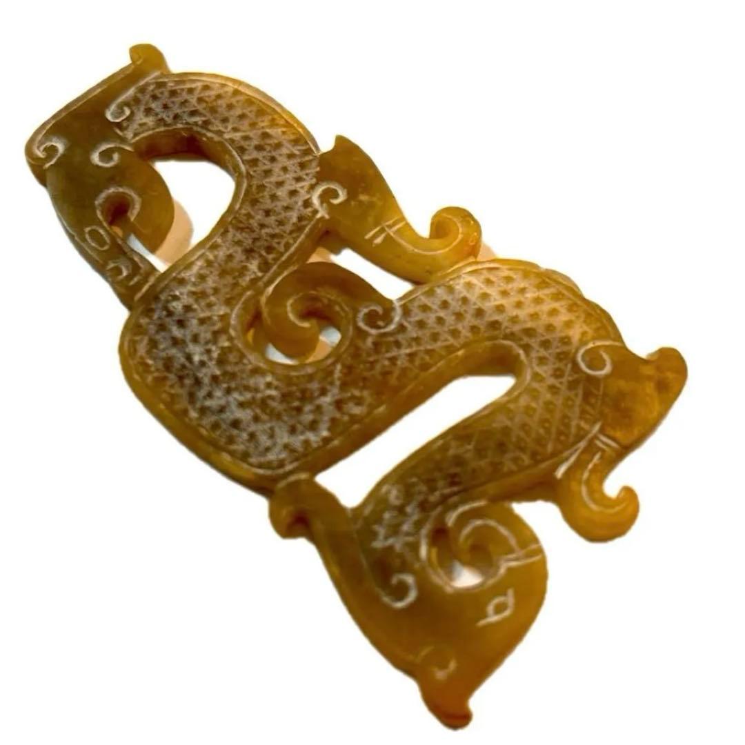 中国発掘物　細工彫刻玉龍　竜紋　玉縁起物　美術品　お守り　骨董品 龍 中国古美術