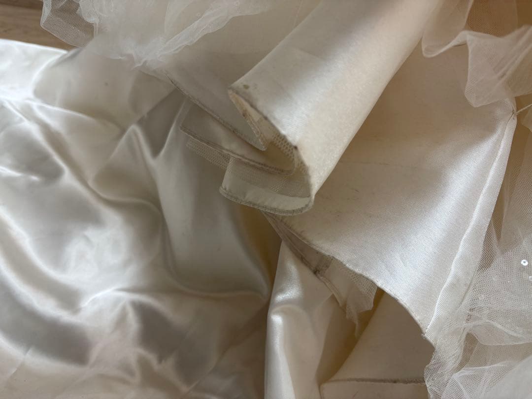 Aラインウェディングドレス 7-11号 キラキラ×チュール オフショル付属可能