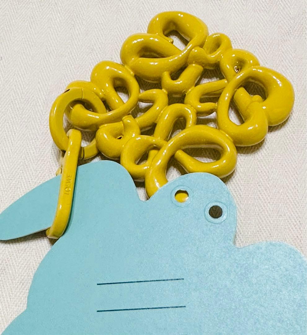 ロエベ　アナグラムチャーム　LOEWE アナグラム