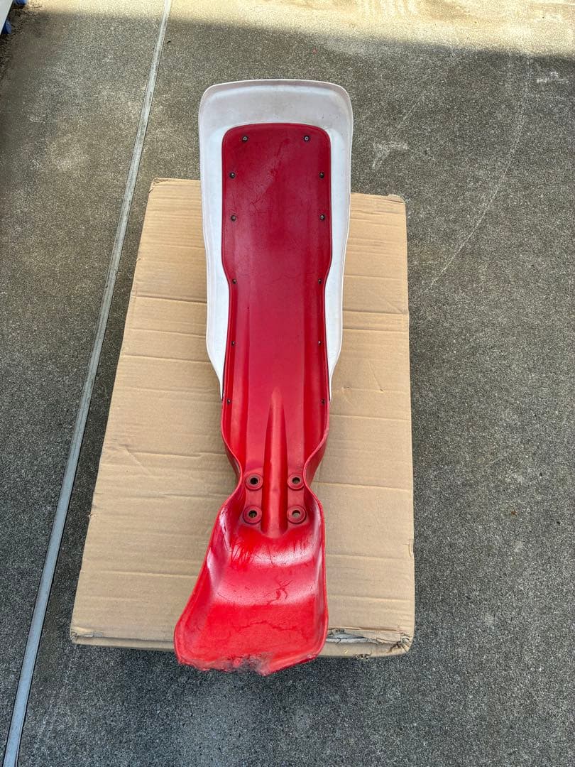 ホンダXL２５０R パリダカ　フェンダー、カウル