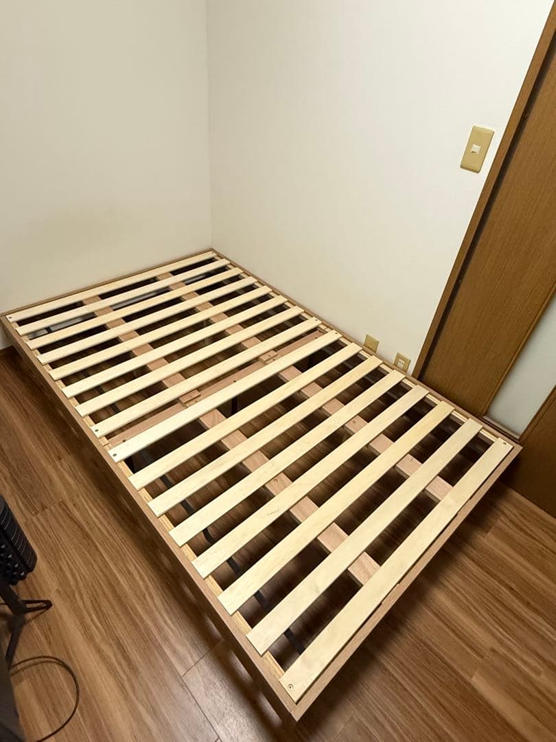 LOWYA セミダブル　ベッドフレーム　シャビーナチュラル