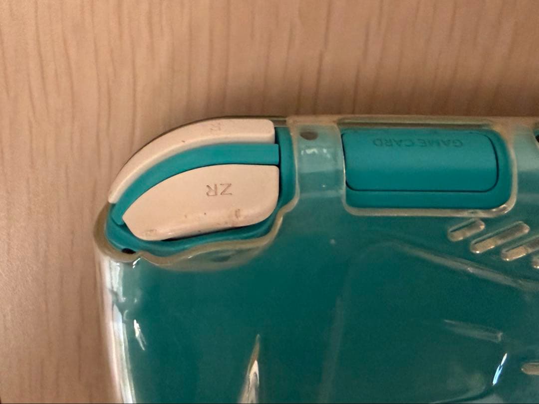 Nintendo Switch Lite ターコイズ　専用カバー&充電器付き