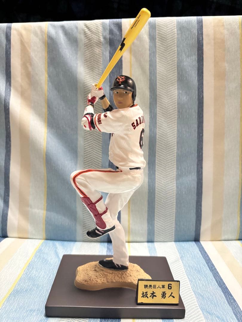 坂本勇人フィギュア　6 GIANTS 記念グッズ