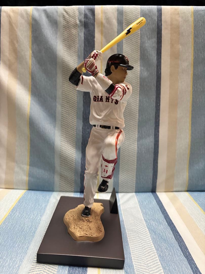 坂本勇人フィギュア　6 GIANTS 記念グッズ