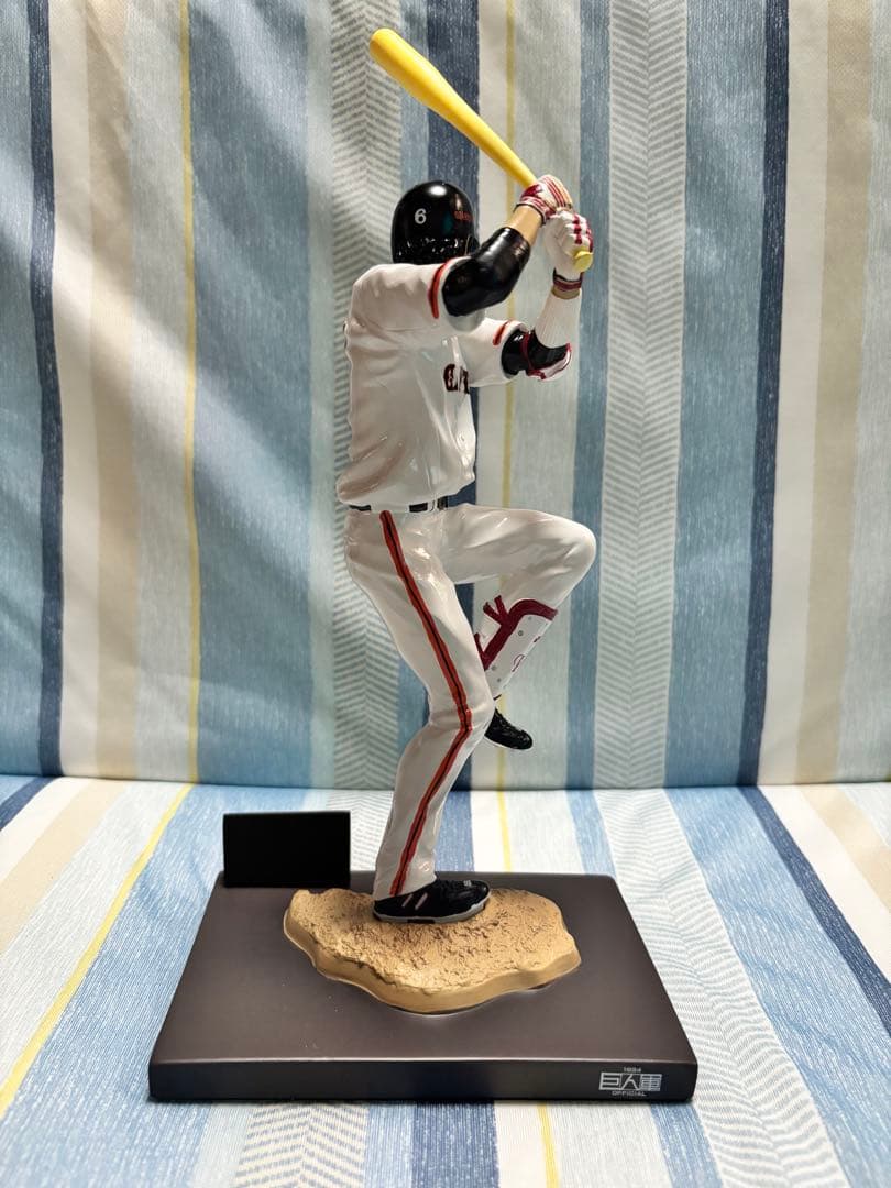 坂本勇人フィギュア　6 GIANTS 記念グッズ