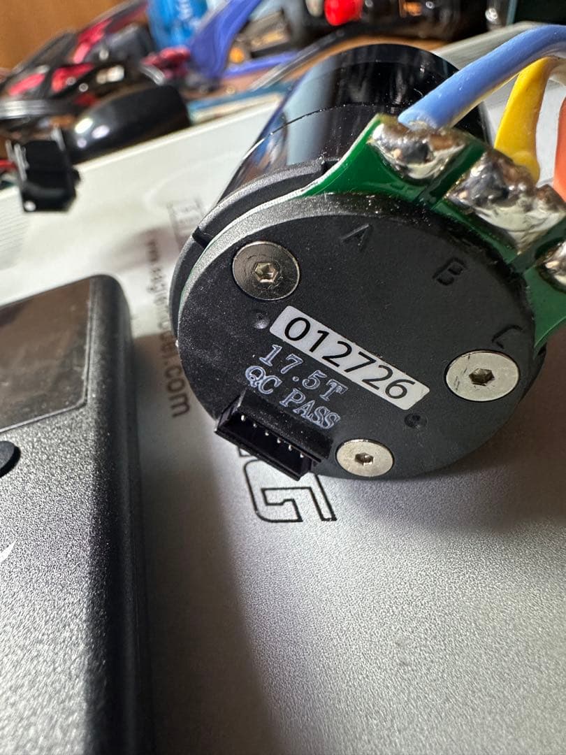 KO ブラシレスモーター、ESC、BLZ-700 BLM17.5 プログラマー