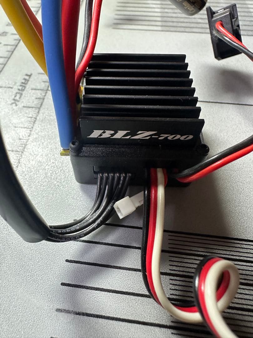 KO ブラシレスモーター、ESC、BLZ-700 BLM17.5 プログラマー