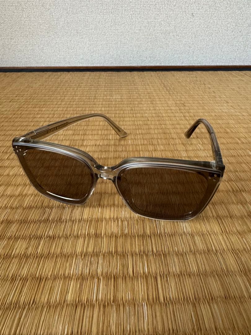 GENTLE MONSTER グレー サングラス ケース付き