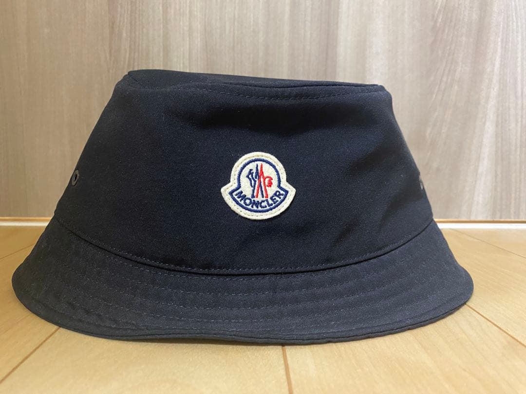 【未使用品】MONCLER ブラック バケットハット M