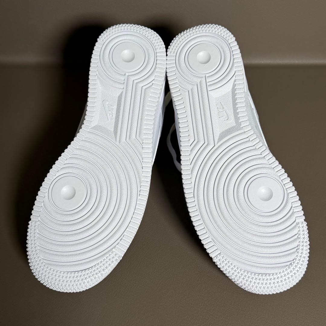 【極美品✨ナイキ】23cm/スニーカー/白/エアフォース1/カジュアル