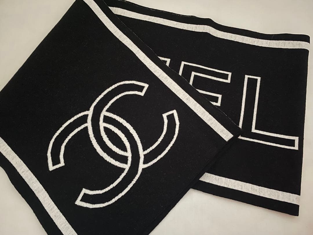 CHANEL シャネル モノトーンココマークマフラー